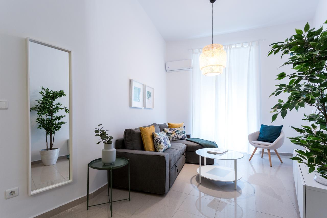 Apartamentos Diaber Gerona 22 Σεβίλλη Εξωτερικό φωτογραφία